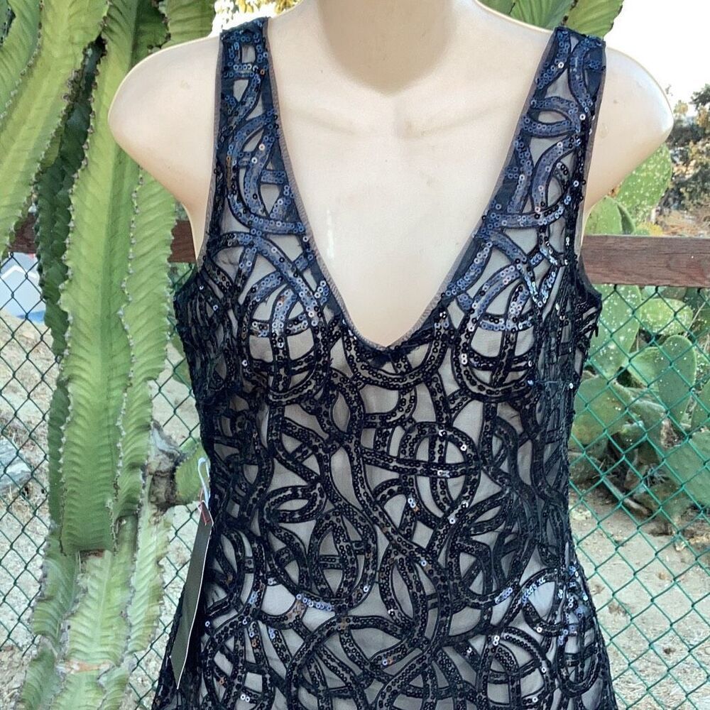NWT Bebe Frosty Organza Sequin V-Neck Mini Dress Black Women’s XS - Picture 4 of 13